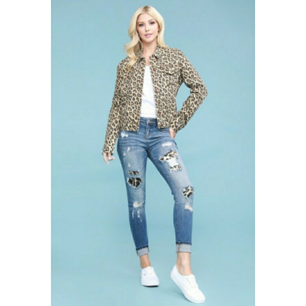 ♥️Plus Size♥Judy Blue Stretchy Denim Leopard Patch